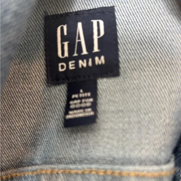 GAP Blue Denim Jacket - Picture 2 of 4